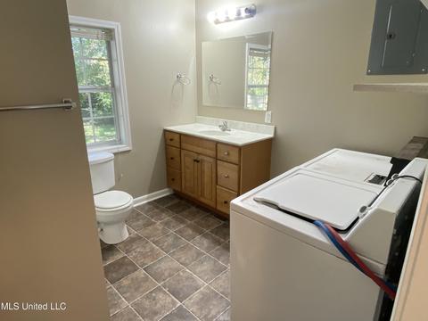 323 NE Third Ave, Magee, MS 39111 photo 12