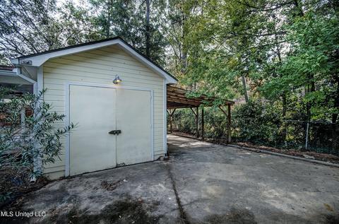 1563 Northlake Dr, Jackson, MS 39211 photo 20
