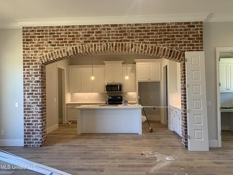 336 W Park St, Canton, MS 39046 photo 3