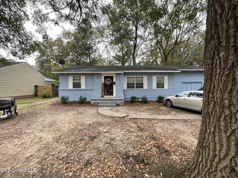823 Lawrence Rd, Jackson, MS 39206 photo 1