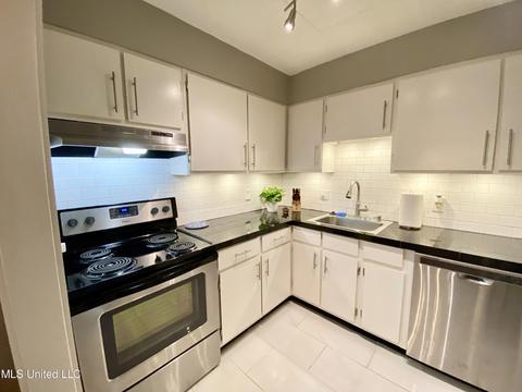 5155 Wayneland Dr #B7, Jackson, MS 39211 photo 9