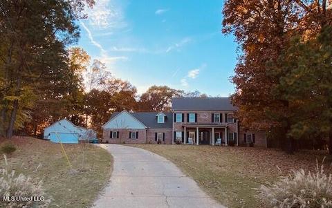 1439 Crockett Cv, Hernando, MS 38632 photo 1