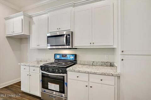 557 Silver Hill Dr, Pearl, MS 39208 photo 8