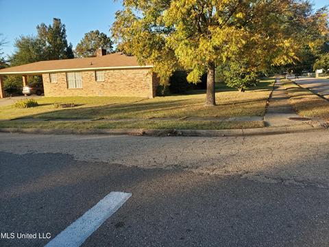 112 Easthaven Dr, Clinton, MS 39056 photo 2