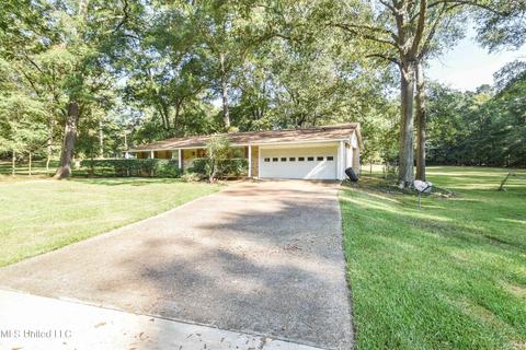 1416 Mccluer Rd, Jackson, MS 39212 photo 2