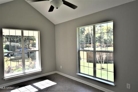 1925 Gwynn Rd, Nesbit, MS 38651 photo 5