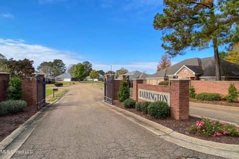 725 Creston Dr, Byram, MS 39272 photo 3