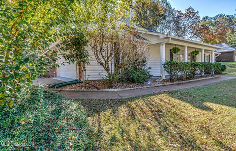 71 Walsh Cv, Byram, MS 39272 photo 3