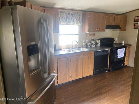 8228 E Dap Rd, Moss Point, MS 39562 photo 6