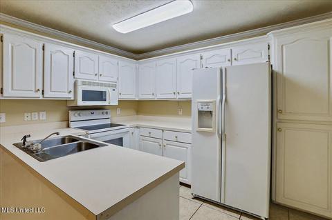 5012 Wagonwheel Dr, Byram, MS 39272 photo 8