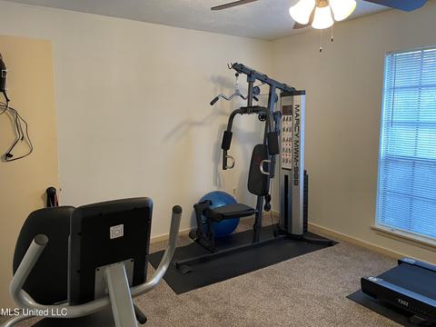 710 Colonial Cir, Jackson, MS 39211 photo 9