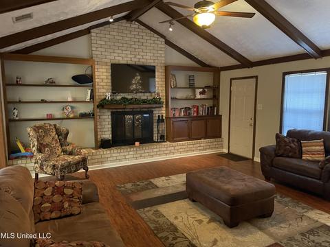 710 Colonial Cir, Jackson, MS 39211 photo 2
