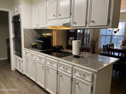 710 Colonial Cir, Jackson, MS 39211 photo 5