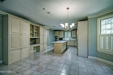 10 Oakleigh Pl, Jackson, MS 39211 photo 20