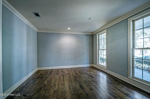10 Oakleigh Pl, Jackson, MS 39211 photo 14