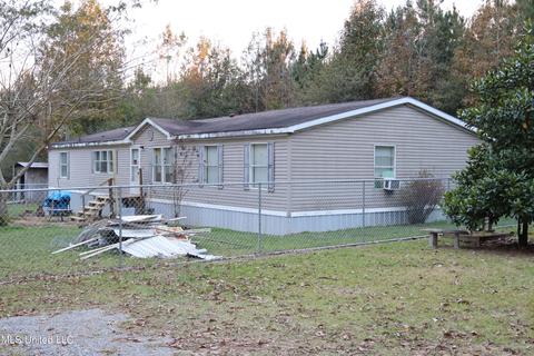114 Daughdrill Rd, Magee, MS 39111 photo 1