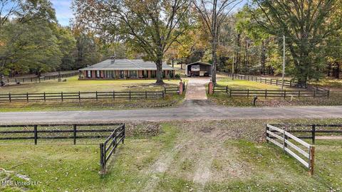 1933 Wright Rd, Raymond, MS 39154 photo 3