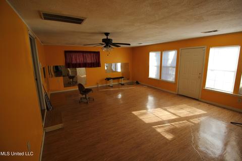 5353 Terry Rd, Jackson, MS 39272 photo 18