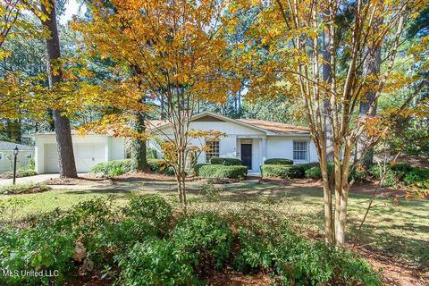 4447 Northover Dr, Jackson, MS 39211 photo 1