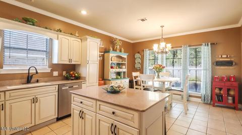 73636 N Diamondhead Dr, Diamondhead, MS 39525 photo 9