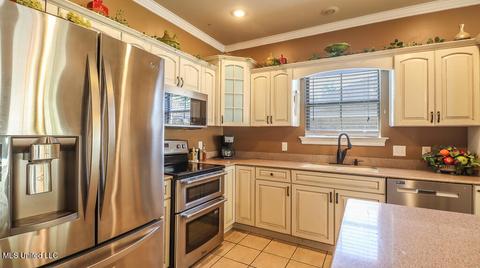 73636 N Diamondhead Dr, Diamondhead, MS 39525 photo 7