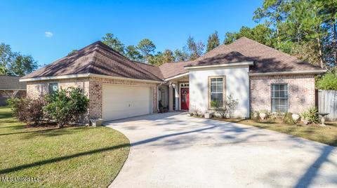 73636 N Diamondhead Dr, Diamondhead, MS 39525 photo 1