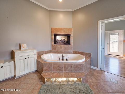 2377 Ross Rd, Olive Branch, MS 38654 photo 28
