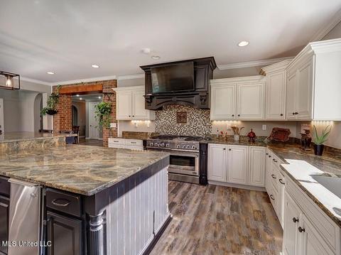 2377 Ross Rd, Olive Branch, MS 38654 photo 13