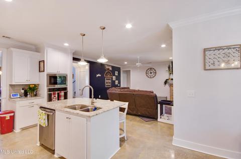 124 Sylvias Pl, Brandon, MS 39042 photo 6
