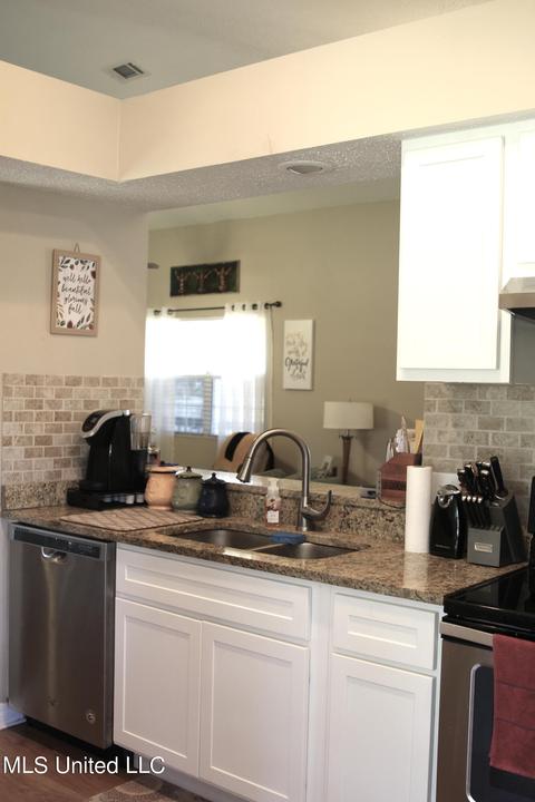 5297 Gilbert Preston Road Rd, Saucier, MS 39574 photo 6