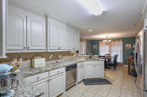 213 Stonebridge Blvd, Brandon, MS 39042 photo 6