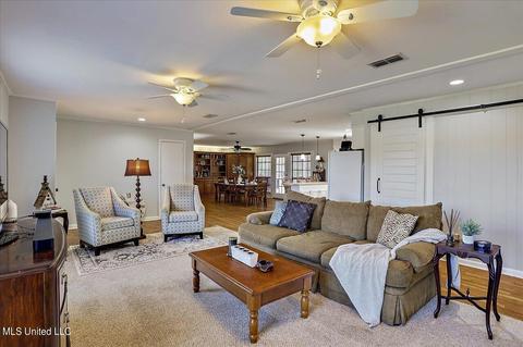 673 Simpson Highway 149, Magee, MS 39111 photo 7