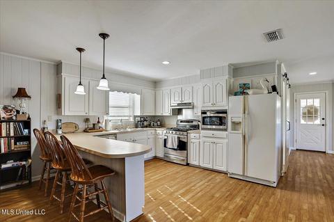 673 Simpson Highway 149, Magee, MS 39111 photo 11