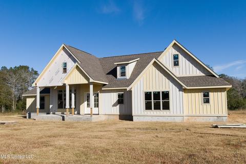 2405 N Timber Ln, Lucedale, MS 39452 photo 1