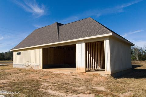 2405 N Timber Ln, Lucedale, MS 39452 photo 4