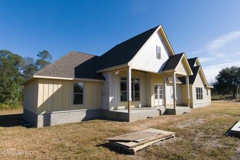 2405 N Timber Ln, Lucedale, MS 39452 photo 2