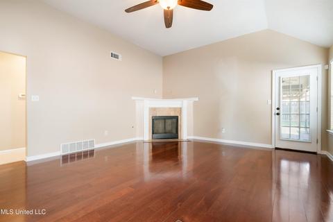 7641 E Fox Hunt Dr, Olive Branch, MS 38654 photo 3