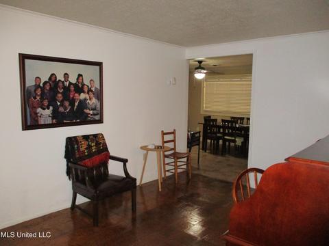 4669 Nisqually Rd, Jackson, MS 39206 photo 4