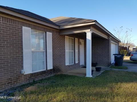 705 Wayne Dr, Canton, MS 39046 photo 5
