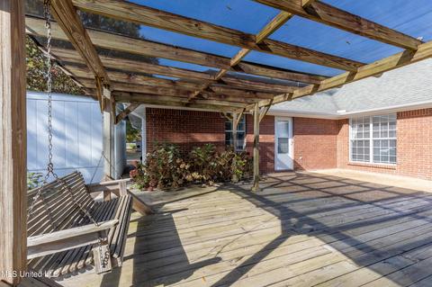 207 Chestnut Dr, Brandon, MS 39047 photo 4