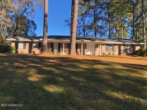5 Pinecrest Pl, Laurel, MS 39440 photo 1