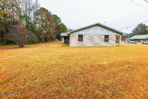 13 Mockingbird Ln, Aberdeen, MS 39730 photo 3