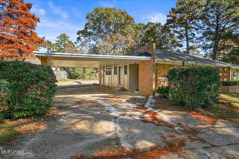 2010 Meadowbrook Rd, Jackson, MS 39211 photo 3