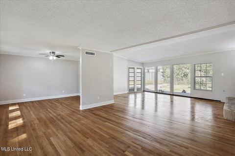 2010 Meadowbrook Rd, Jackson, MS 39211 photo 11