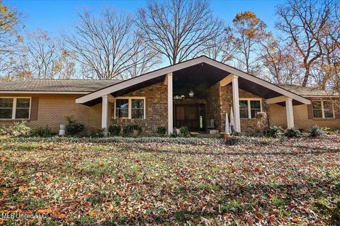 163 S Eagle Ridge Dr, Florence, MS 39073 photo 1