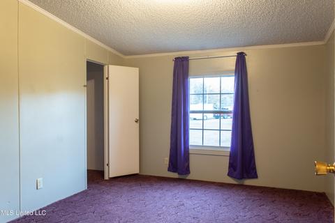 6008 Perry St, Moss Point, MS 39562 photo 17
