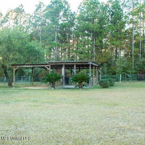 6008 Perry St, Moss Point, MS 39562 photo 21