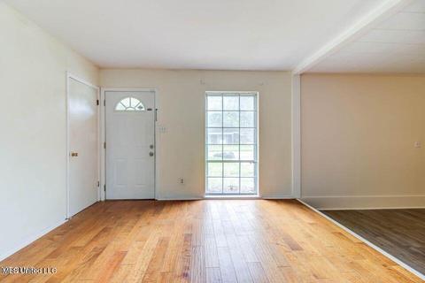 7220 Hampton Dr, Biloxi, MS 39532 photo 5