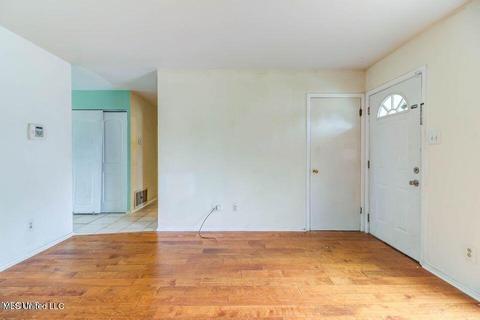 7220 Hampton Dr, Biloxi, MS 39532 photo 4