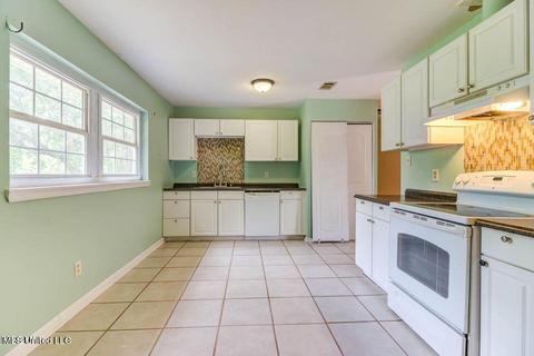 7220 Hampton Dr, Biloxi, MS 39532 photo 12